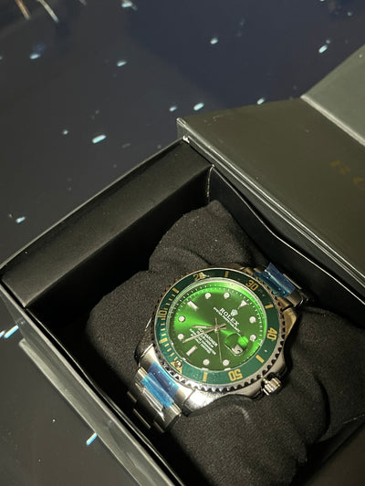 Signature Emerald Dial – Premium Rolex-Inspired Watch (Exclusive Lock Edition)